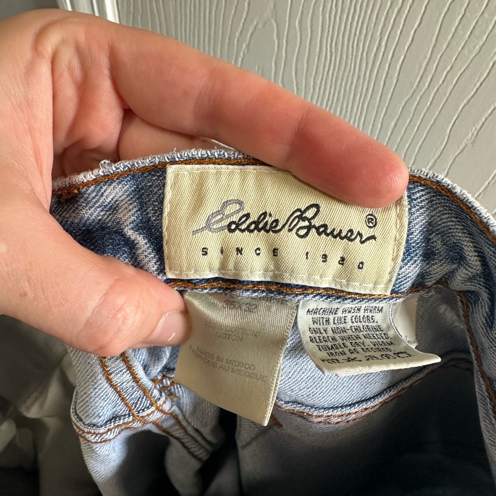 Eddie Bauer Denim Jeans in Light Blue size 35x32 - good condition - Picture 4 of 4